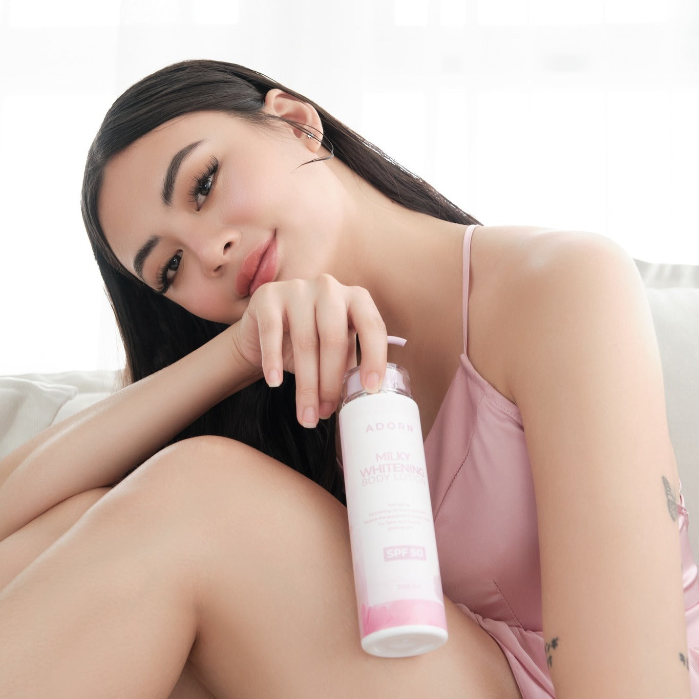 ADORN MILKY WHITENING BODY LOTION SPF50 200ML