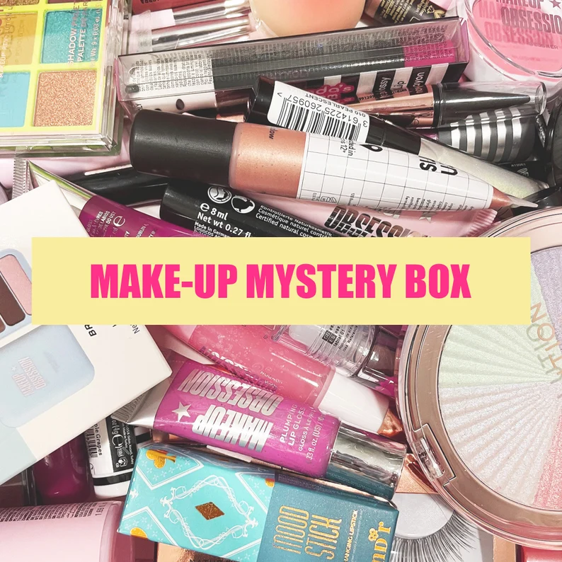 MYSTERY BEAUTY BUNDLE BOX - SKINCARE / COSMETIC PRODUCTS