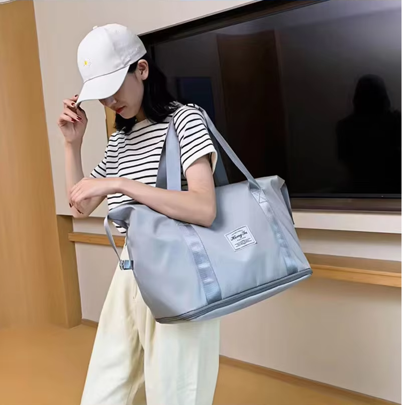 Trending Now! Folding Waterproof Tote Extra Large Capacity Travel Bag